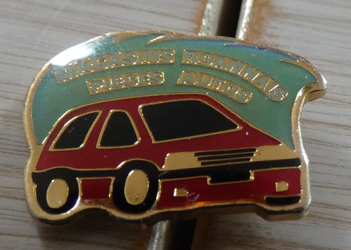 Rare petit pin - petit, voiture